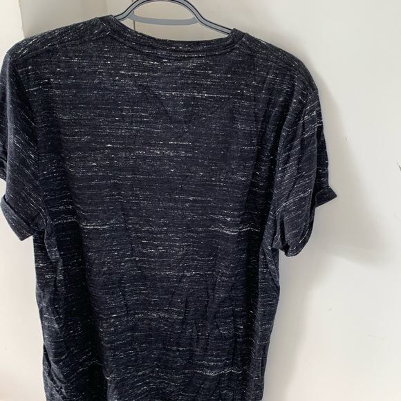 Hollister curved hem tee - Picture 2 of 3